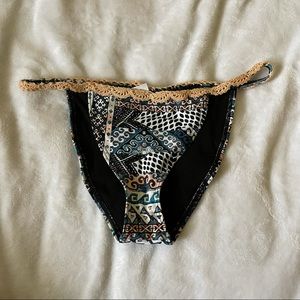 Some days lovin bikini bottoms